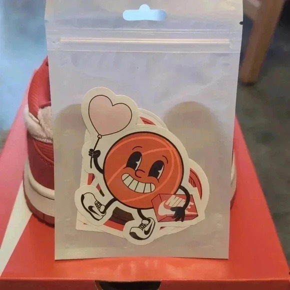 Nike Dunk Low - Picture 4 of 4